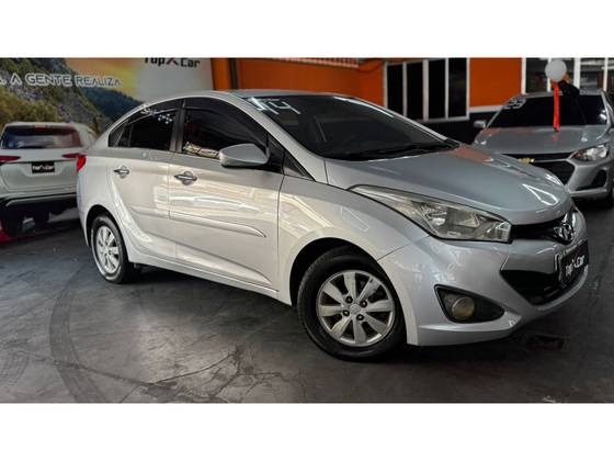 HYUNDAI HB20S 1.6 PREMIUM 16V FLEX 4P AUTOMÁTICO HYUNDAI HB20S 1.6 PREMIUM 16V FLEX 4P AUTOMÁTICO